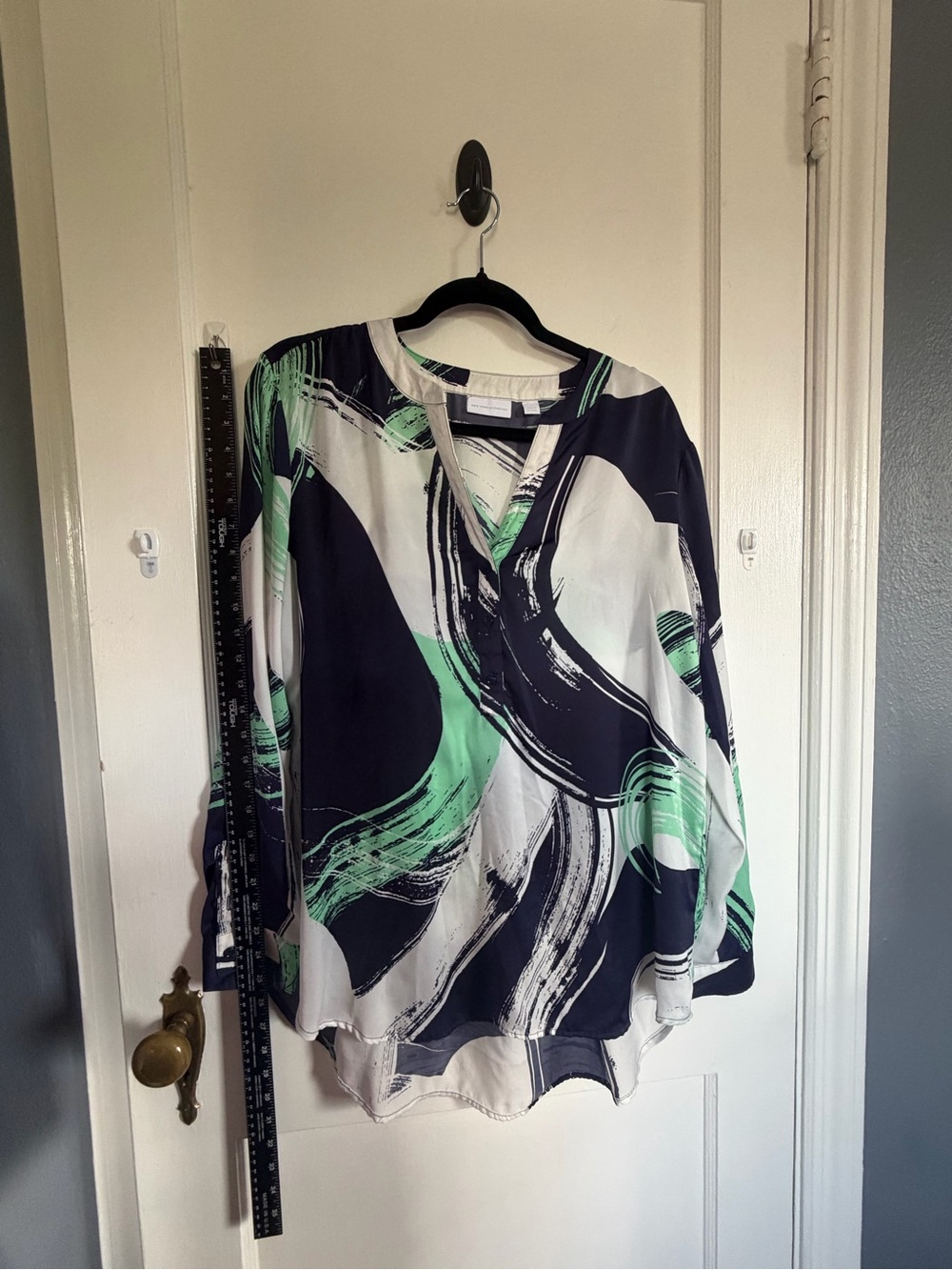 New York & Company Navy, White & Mint Abstract V-Neck Blouse